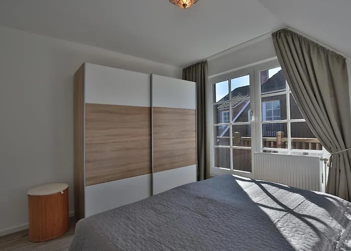 Am Rosenhain 6 Am Rosenhain 6 4 * Timmendorfer Strand